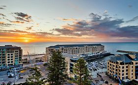 Belle Escapes - Glenelg Skyline Penthouse